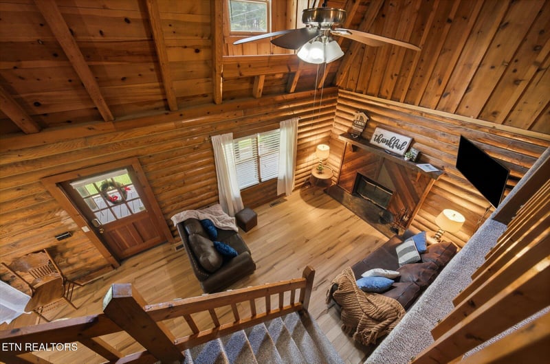 1736 Walker Tr, Sevierville, TN 37876