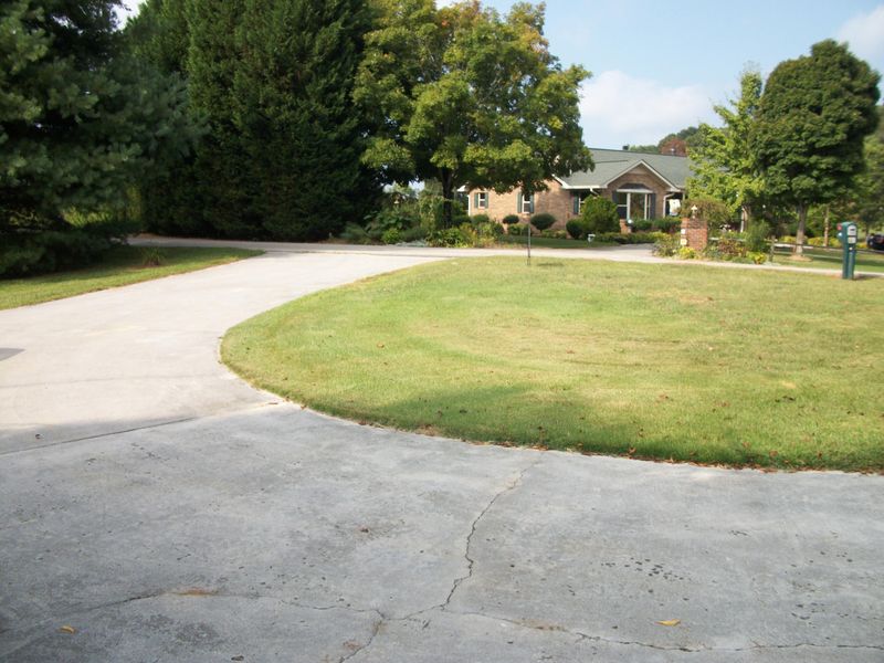 1736 Wilderness Dr, Talbott, TN 37877
