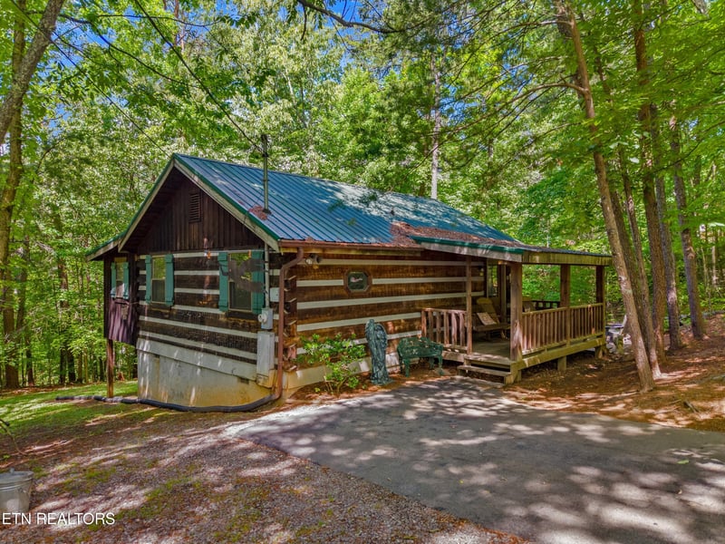 1737 Blue Ridge Rd, Sevierville, TN 37876