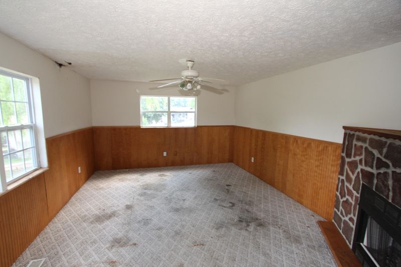 1737 Ed Huff Cir, Sevierville, TN 37876