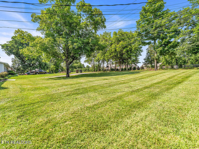 1737 Ferd Hickey Rd, Knoxville, TN 37909