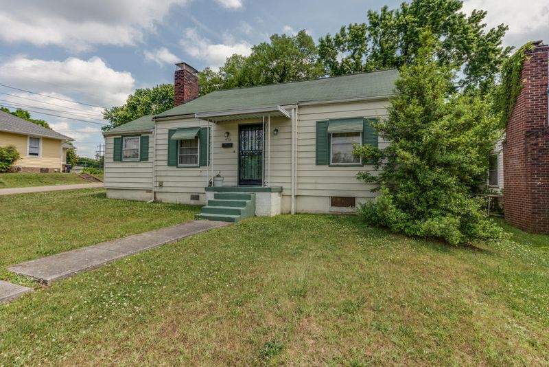 1738 Nickerson Ave, Knoxville, TN 37917