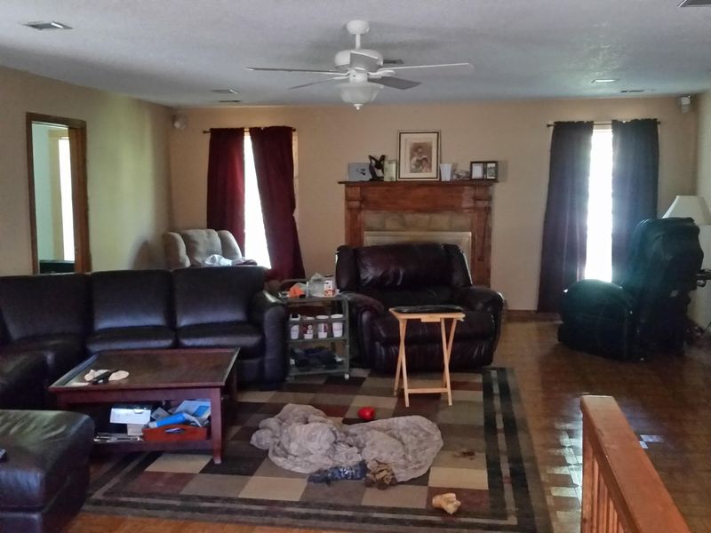 1739 Parlin Dr, Pigeon Forge, TN 37863