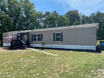 174 Claude Howard Rd, Deer Lodge, TN 37726