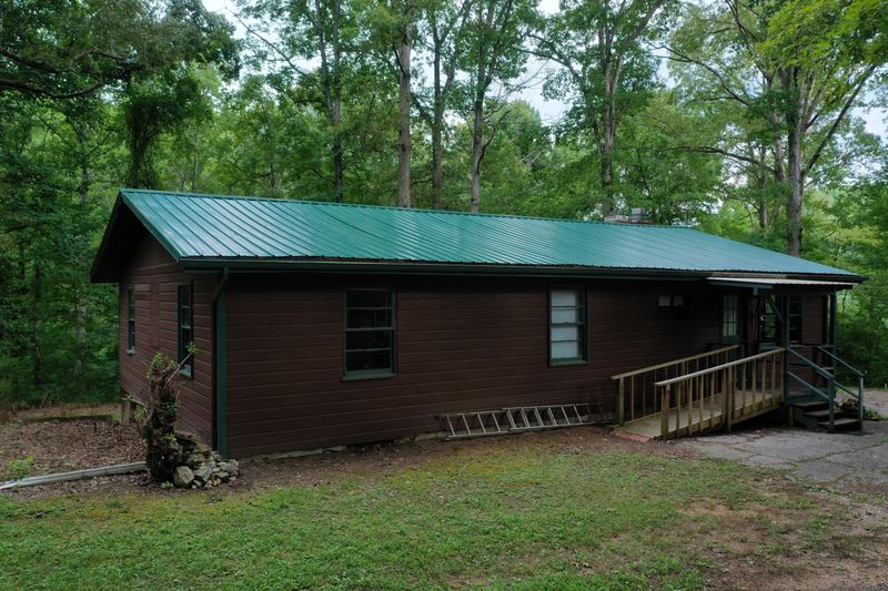 174 Dusty Ln, Powell, TN 37849