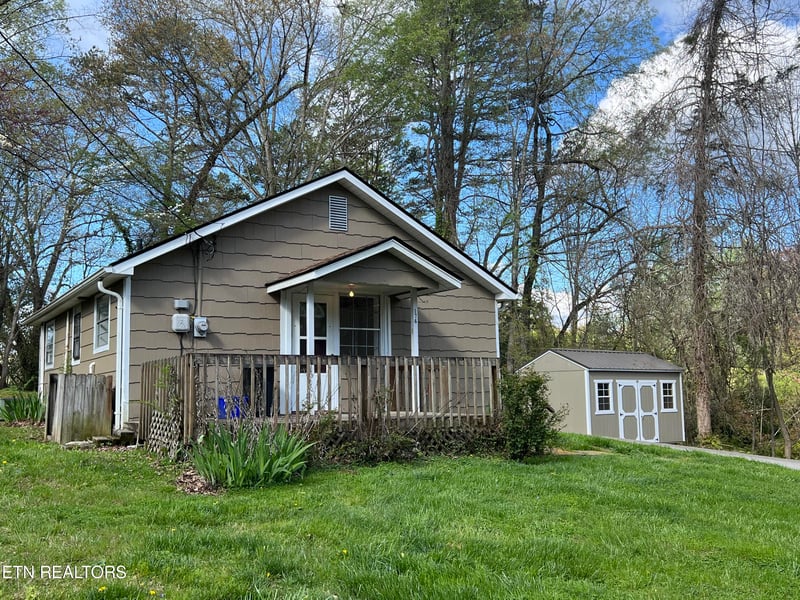 174 Oak Rd, Norris, TN 37828