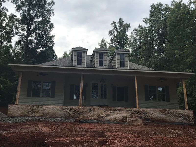 174 Saligugi Way, Loudon, TN 37774