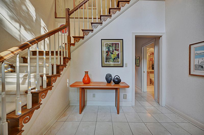 174 Whippoorwill Dr, Oak Ridge, TN 37830