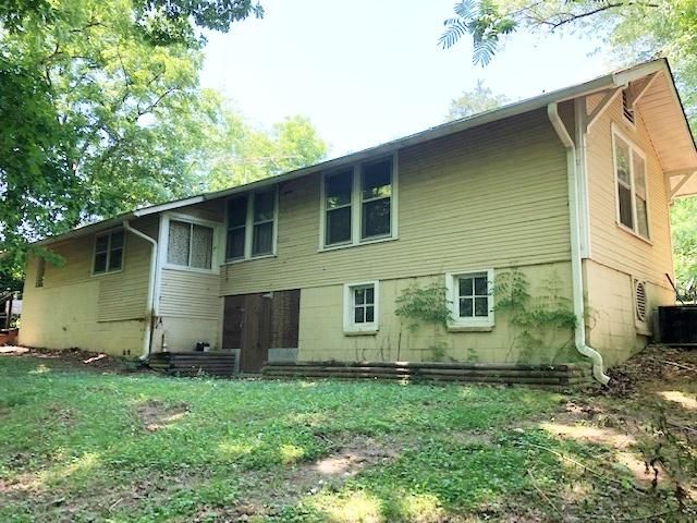1741 E Old Topside Rd, Louisville, TN 37777