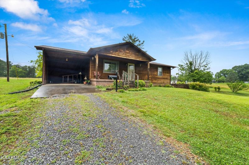 1742 County Road 700, Athens, TN 37303