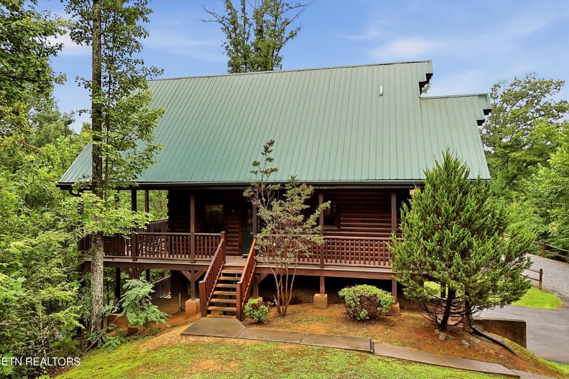 1742 Elk Springs Way, Gatlinburg, TN 37738