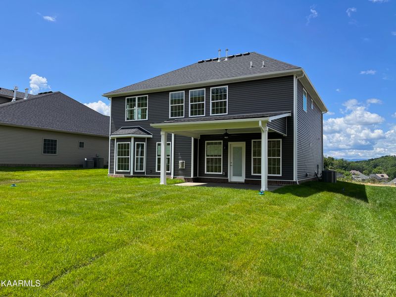 1742 Silver Chapel Dr, Knoxville, TN 37932