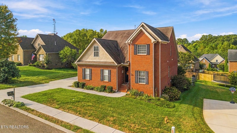 1745 Bonnie Roach Ln, Knoxville, TN 37922