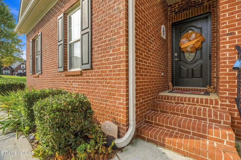 1745 Bonnie Roach Ln, Knoxville, TN 37922