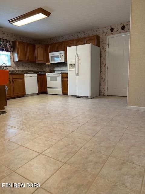 1745 Meadow Ridge Cir, Sevierville, TN 37862