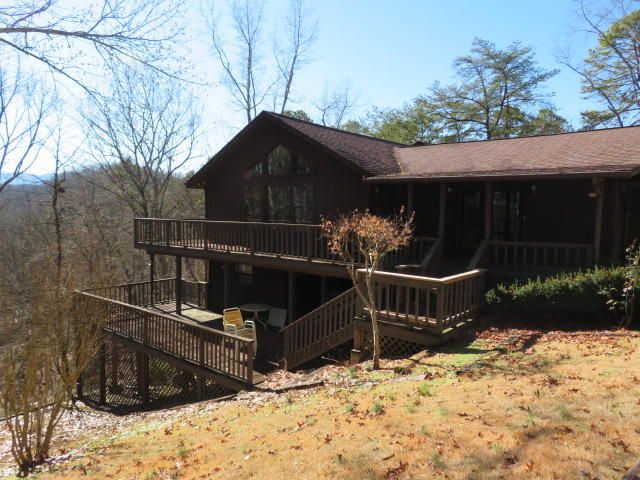 1745 Pineridge Way, Sevierville, TN 37876