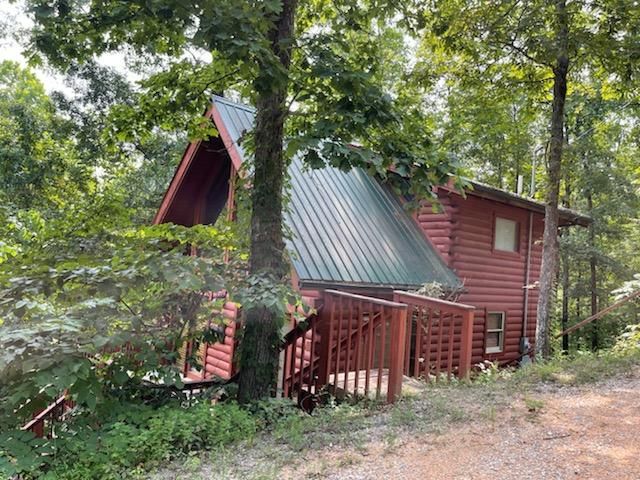 1745 Red Bone Way, Sevierville, TN 37876