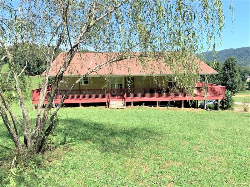 175 Aj Ln, Maynardville, TN 37807