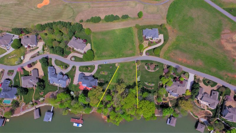 175 Big Water Dr, Vonore, TN 37885