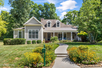 175 Conkinnon Dr, Lenoir City, TN 37772