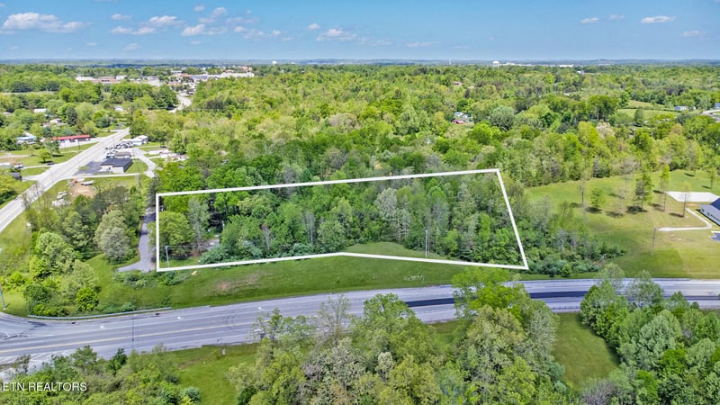 175 County Seat Rd, Crossville, TN 38555