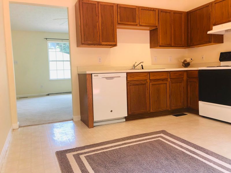 175 Crestfield Ln, Lenoir City, TN 37771