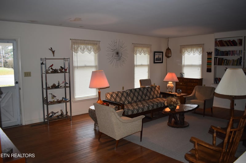 175 Heritage Cir, Crossville, TN 38571
