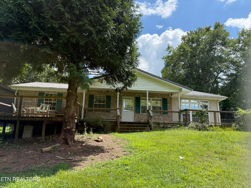 175 Hill Top St, Huntsville, TN 37756
