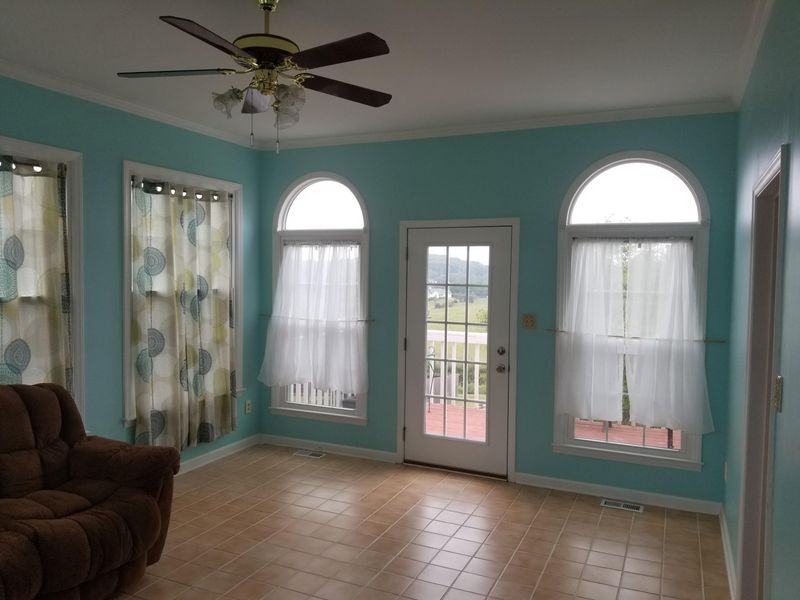 175 Hillview Ln, Loudon, TN 37774