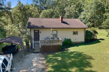 175 Johnson Ln, Rocky Top, TN 37769