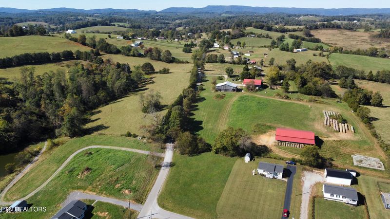 175 Lookout Dr, Rutledge, TN 37861