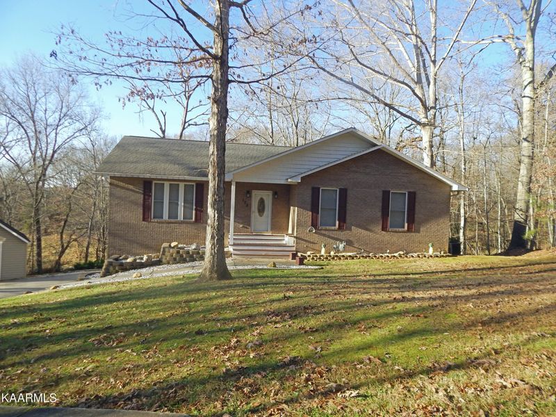 175 Par Dr, Loudon, TN 37774