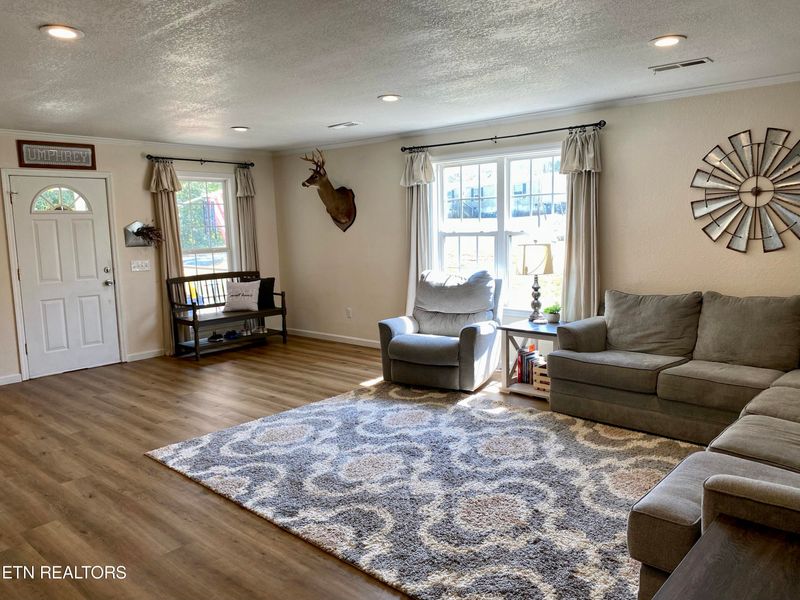 175 Red Pond Rd, Sweetwater, TN 37874