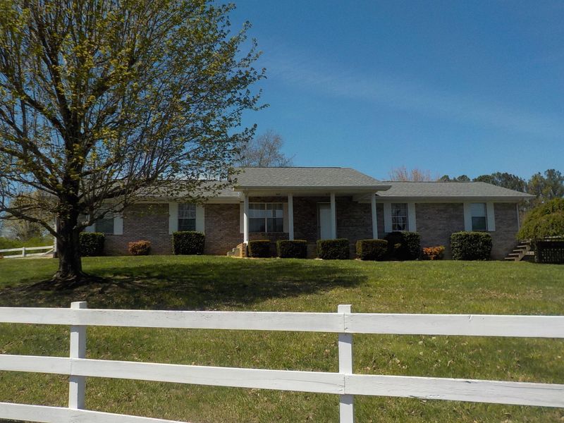 175 Shane Ln, Bean Station, TN 37708