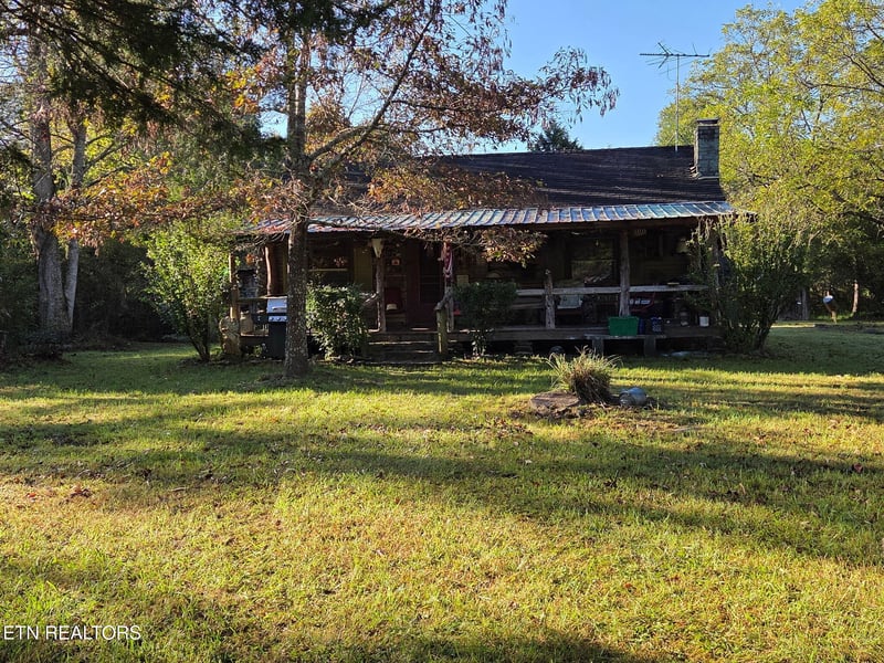 175 Young Rd, Robbins, TN 37852