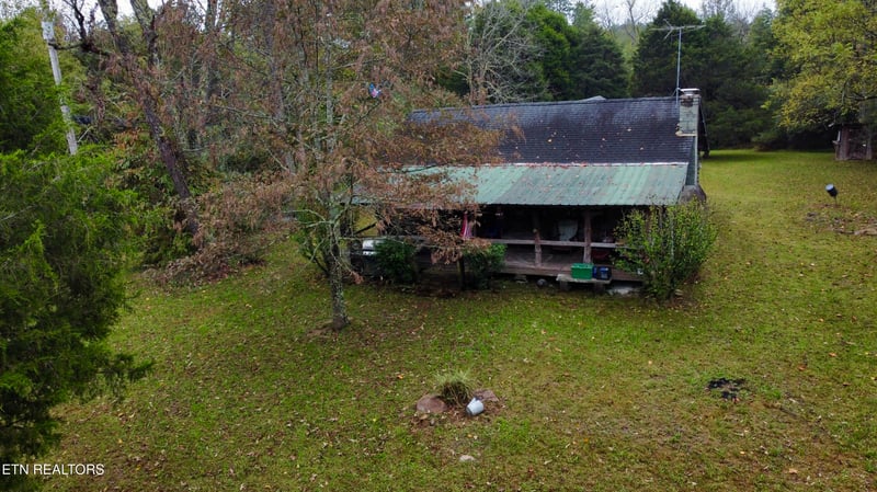 175 Young Rd, Robbins, TN 37852