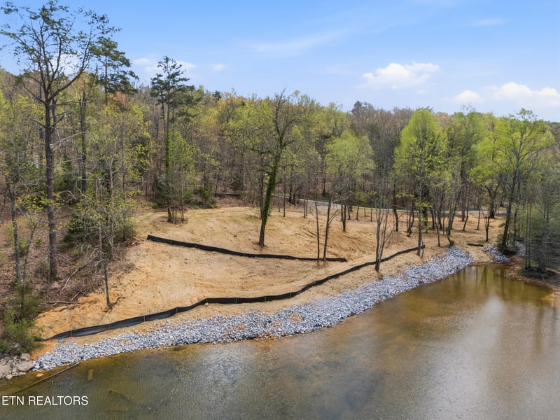 1750 Lakeland Dr Aka 1 Headricks Cv, Lenoir City, TN 37772