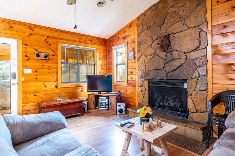 1750 Walker Tr, Sevierville, TN 37876