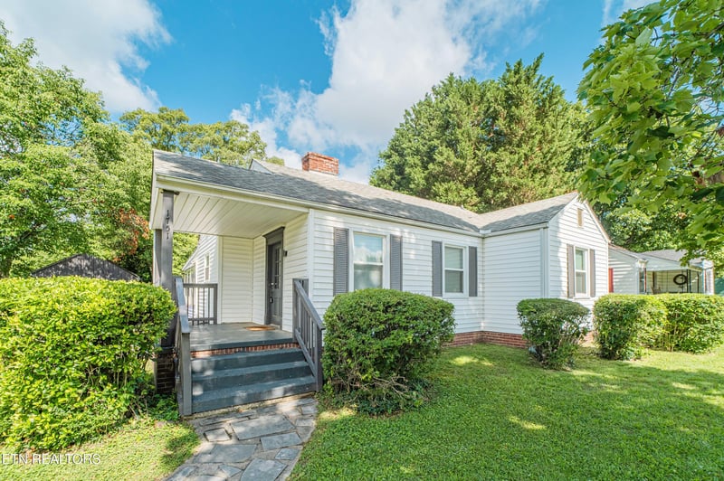 1751 N Wright Rd, Alcoa, TN 37701