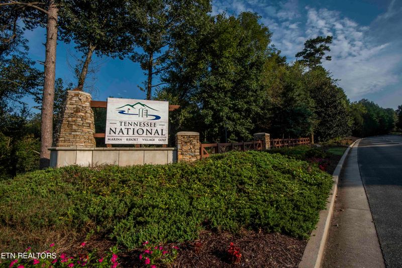1752 Old Dogwood Tr, Loudon, TN 37774