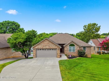 1755 Arrowhead Blvd, Maryville, TN 37801