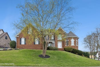 1755 Inverness Dr, Maryville, TN 37801