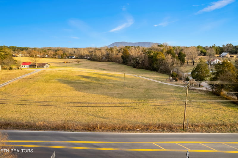 1755 Tazewell Pike, Corryton, TN 37721