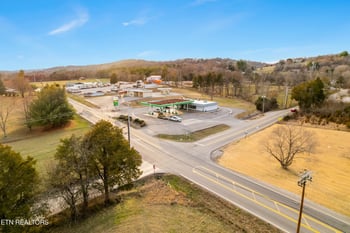 1755 Tazewell Pike, Corryton, TN 37721