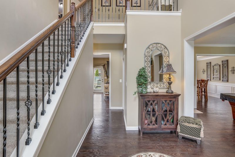 1759 Falcon Pointe Dr, Knoxville, TN 37922