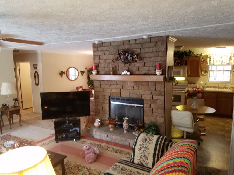 176 Balfour Dr, Harriman, TN 37748
