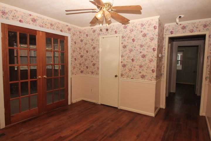 176 Cherokee Xing, Calhoun, TN 37309