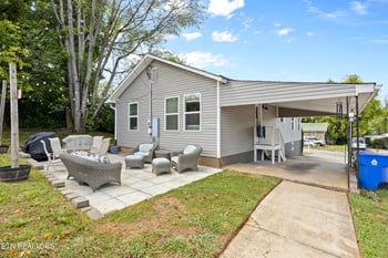 176 E Edison St, Alcoa, TN 37701
