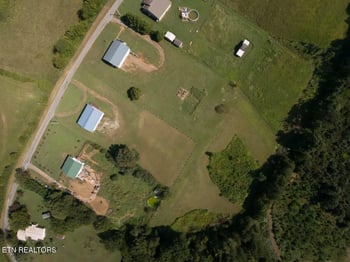 176 Pleasant Dr, Madisonville, TN 37354