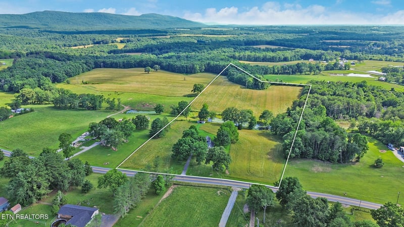 1760 Highway 68, Crossville, TN 38555